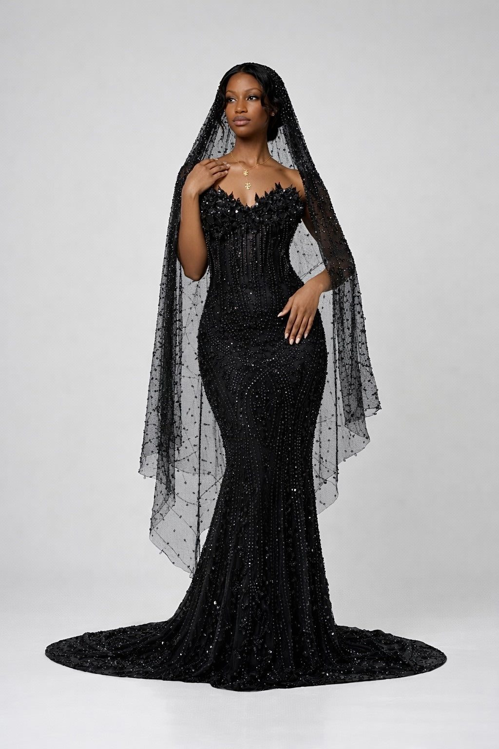 The Valentina - Black